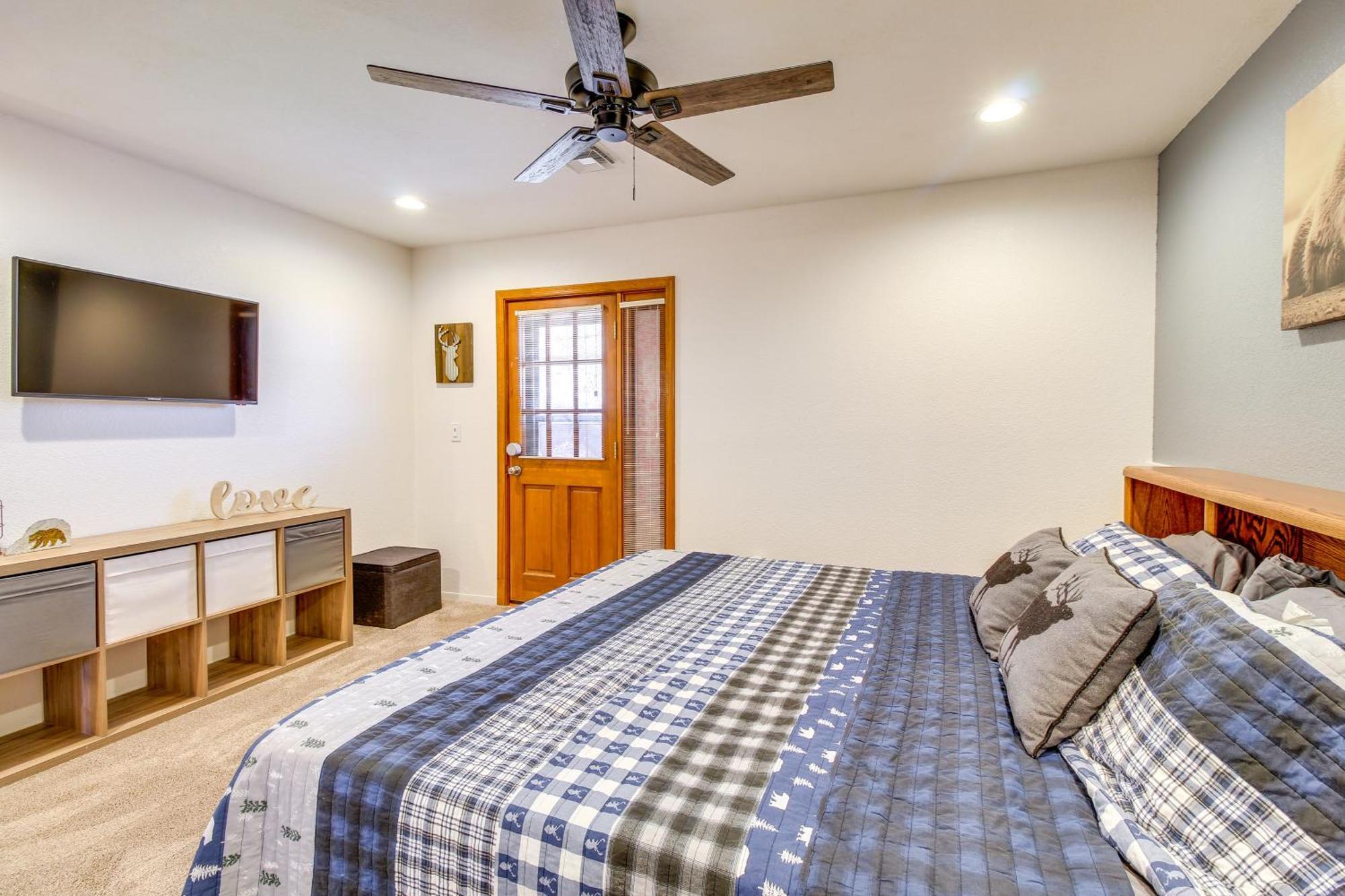 Peaceful With Fireplace And Grill! Holiday home