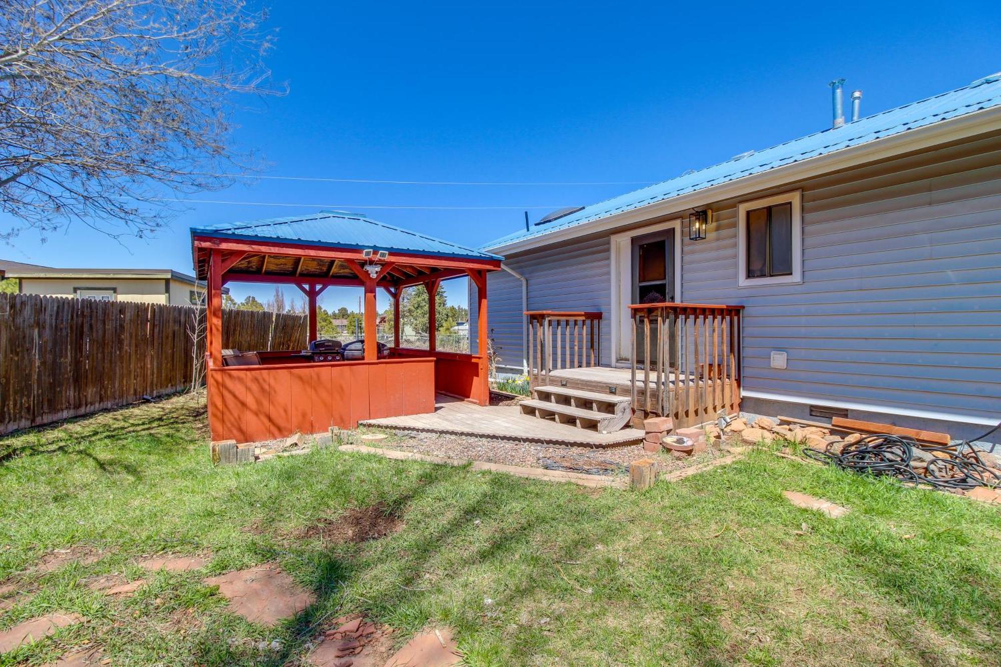 Peaceful With Fireplace And Grill! Holiday home Pinetop-Lakeside